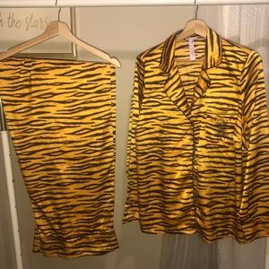 Savage X Fenty pajama set